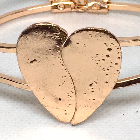 Isabella M Hinged Rose Gold Heart With Tears Bracelet, IOB - Picture 3 of 4